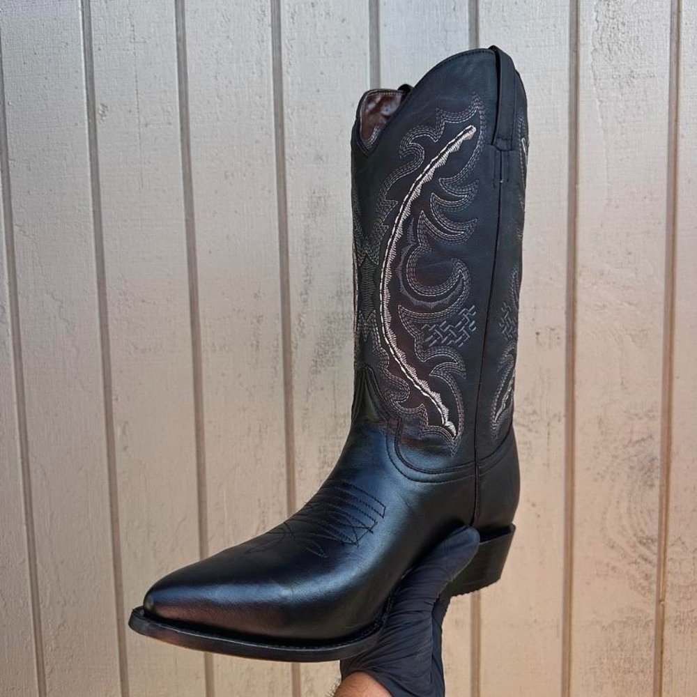 #79 Suavel Style Boot in Black Color, Style Model 349 - Rinlier